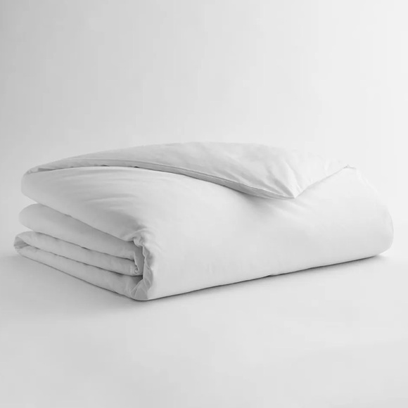 NEW GARNIER THIEBAUT Monaco Percale White King Duvet in White - Picture 1 of 3